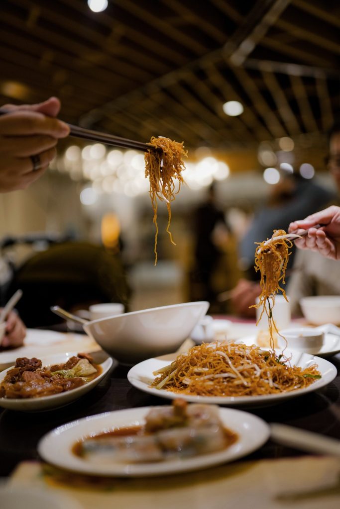 sharing-a-meal sharing-a-meal
